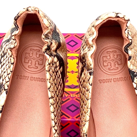 Minnie Travel Ballet Flat, Embossed Leather - Picture 4 of 6